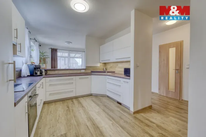 Prodej rodinného domu, Osek, 146 m2