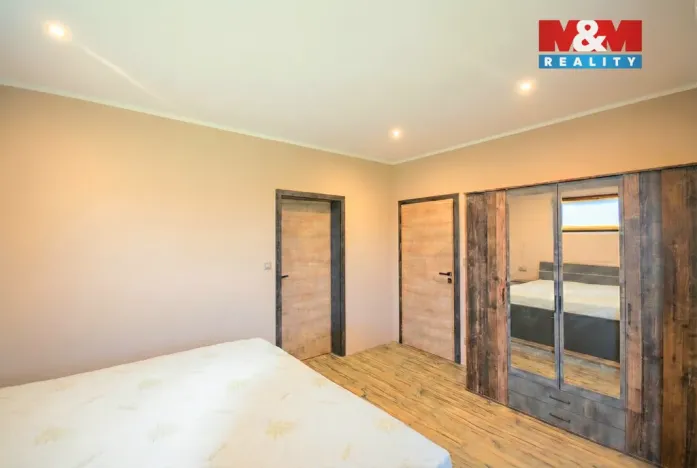 Prodej rodinného domu, Sosnová, 182 m2