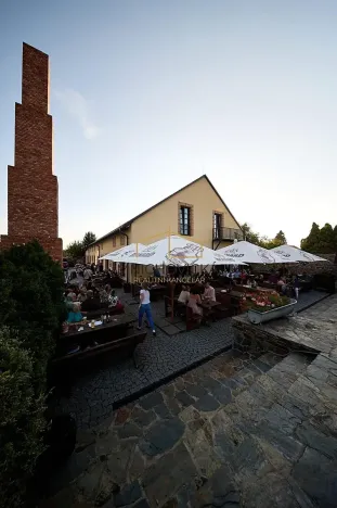 Prodej restaurace, Říčany, Olivova, 909 m2