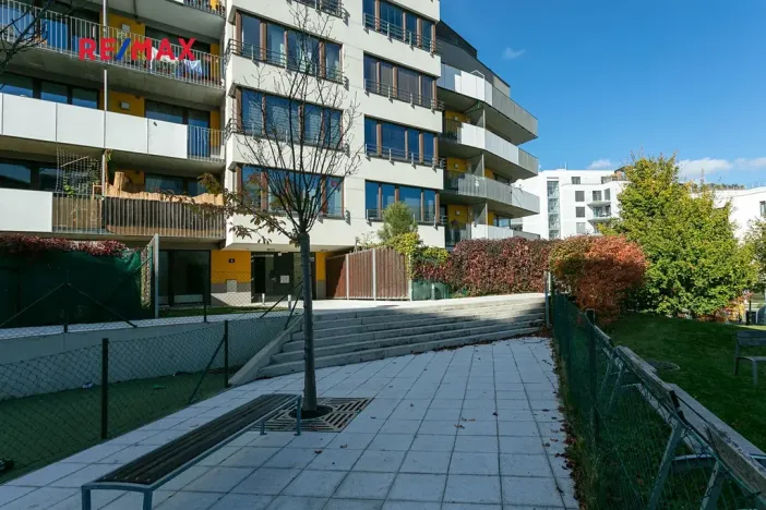 Pronájem bytu 3+kk, Praha - Hlubočepy, Devonská, 64 m2