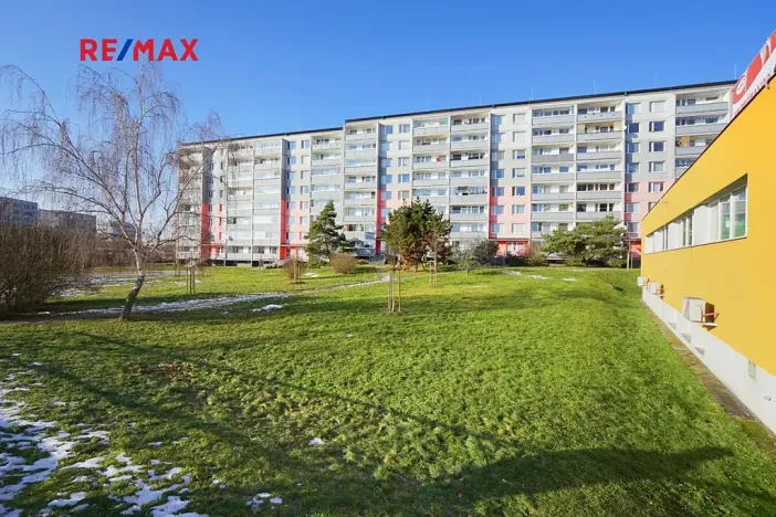 Pronájem bytu 1+kk, Praha - Černý Most, Doležalova, 33 m2