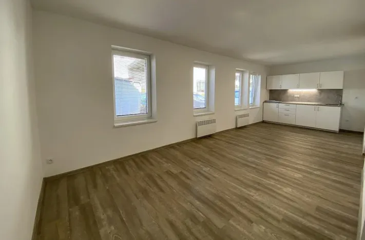 Pronájem bytu 1+kk, Brno - Maloměřice, Hády, 37 m2