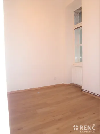 Pronájem bytu 2+kk, Brno, Kounicova, 33 m2