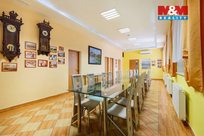 Pronájem restaurace, Vřesina, Ovocná, 635 m2