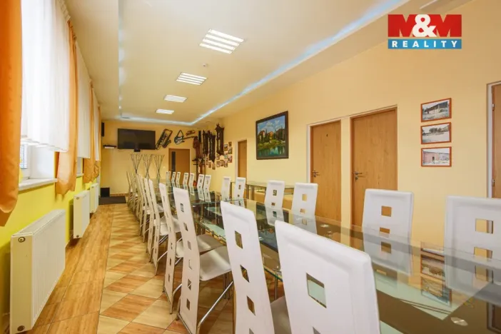 Pronájem restaurace, Vřesina, Ovocná, 635 m2