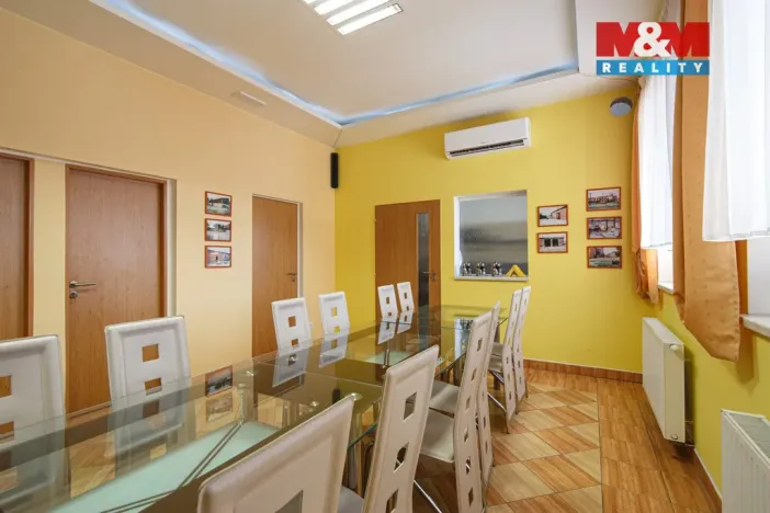 Pronájem restaurace, Vřesina, Ovocná, 635 m2