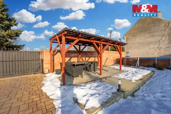 Prodej rodinného domu, Zlonice - Vyšínek, 244 m2