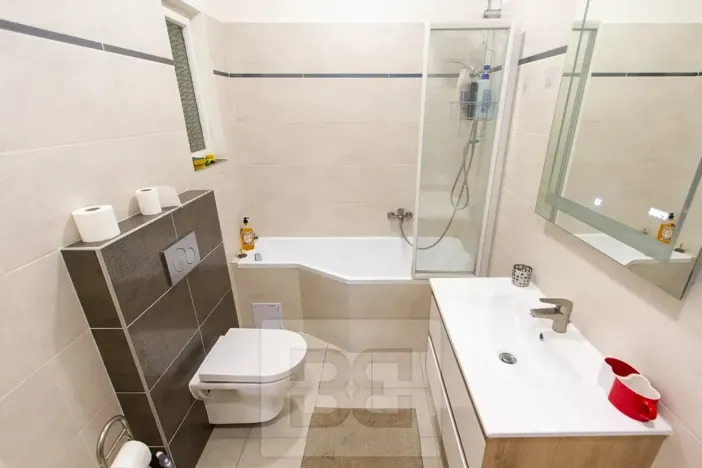 Pronájem bytu 4+kk, Praha - Vinohrady, Bělehradská, 107 m2