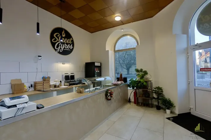 Pronájem restaurace, Prostějov, Pernštýnské nám., 47 m2