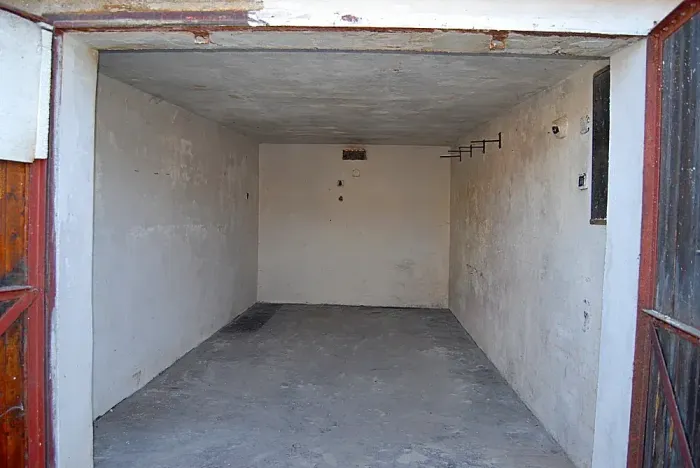 Pronájem garáže, Opava, 18 m2