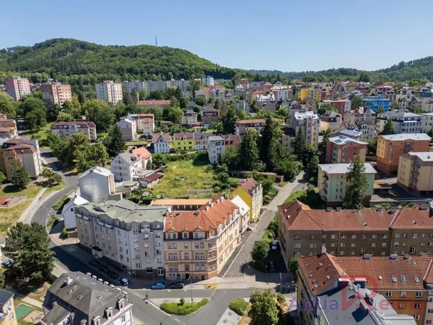 Prodej bytu 2+kk, Karlovy Vary, nám. V. Řezáče, 68 m2