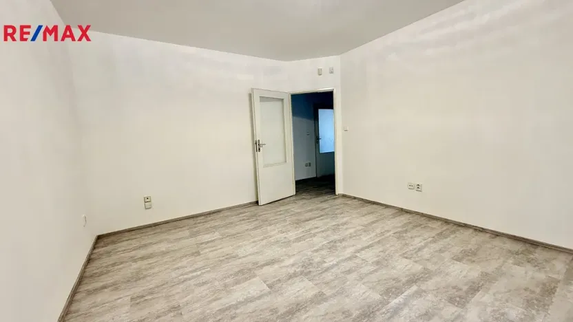 Pronájem kanceláře, Ostrava - Kunčice, Meziveská, 37 m2