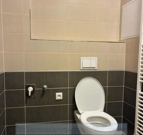 Pronájem bytu 2+kk, Praha - Kyje, Davidovičova, 50 m2