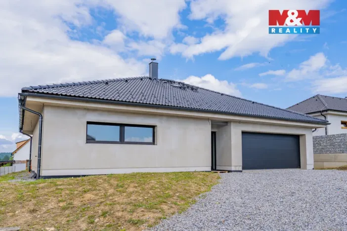 Prodej rodinného domu, Frymburk, 216 m2