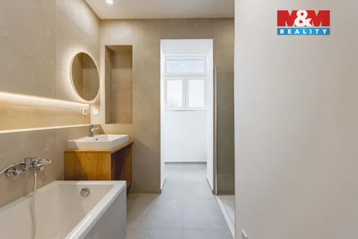 Prodej bytu 2+kk, Klatovy - Klatovy II, Dukelská, 63 m2