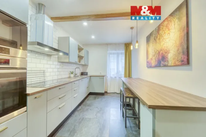 Prodej bytu 4+1, Černošice, Komenského, 109 m2