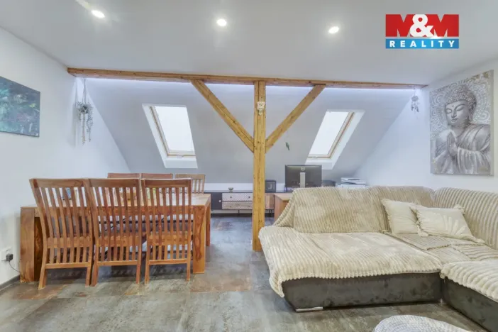 Prodej bytu 4+1, Černošice, Komenského, 109 m2