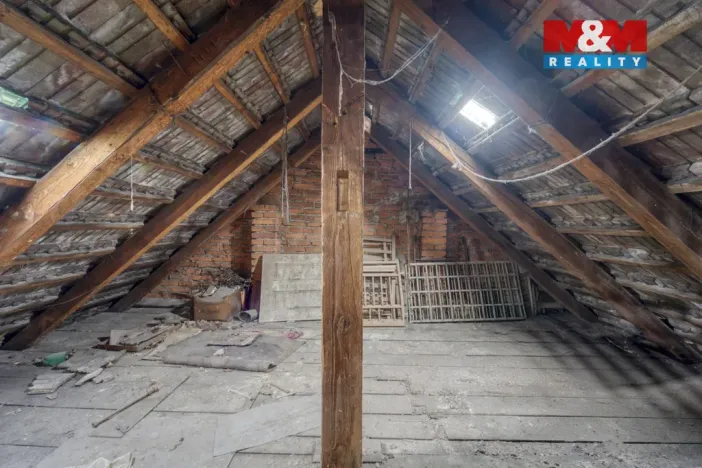 Prodej bytu 4+1, Černošice, Komenského, 109 m2