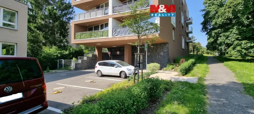 Prodej garážového stání, Praha - Krč, V jehličí, 12 m2