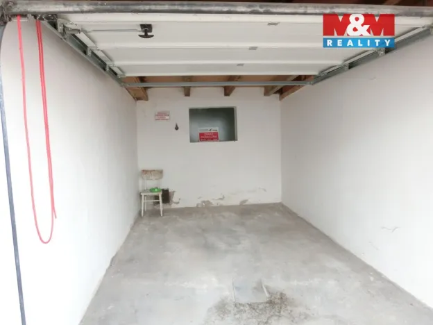 Pronájem garáže, Mladá Boleslav, Dukelská, 17 m2