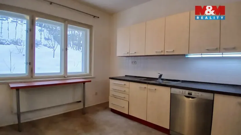 Pronájem bytu 3+1, Praha - Košíře, U Vojanky, 90 m2