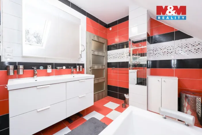 Prodej rodinného domu, Kučerov, 150 m2