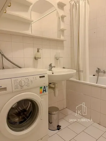 Pronájem bytu 1+kk, Vacenovice, Na Dědině, 31 m2