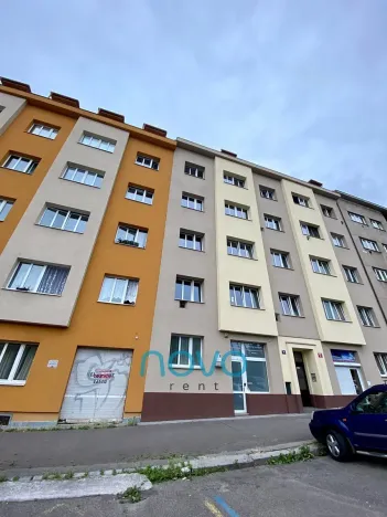 Pronájem bytu 1+kk, Praha - Michle, Jihlavská, 24 m2
