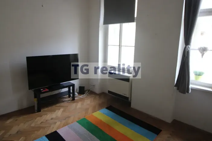 Pronájem bytu 2+1, Praha - Karlín, Peckova, 53 m2