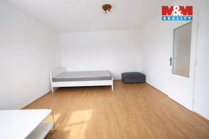 Pronájem bytu 1+1, Kryry, Tovární, 49 m2