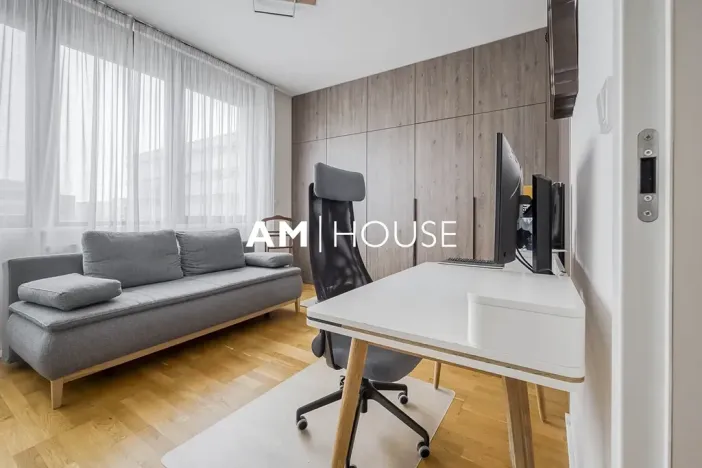 Pronájem bytu 4+kk, Praha - Libeň, Zenklova, 110 m2