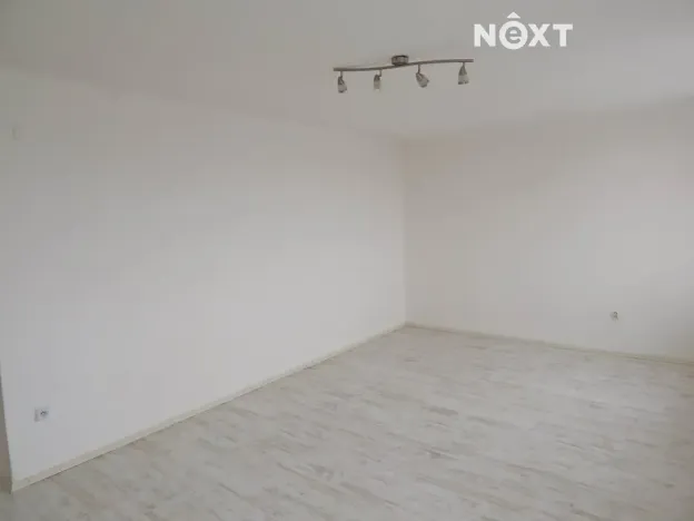 Pronájem atypického bytu, Trutnov, Křižíkova, 500 m2