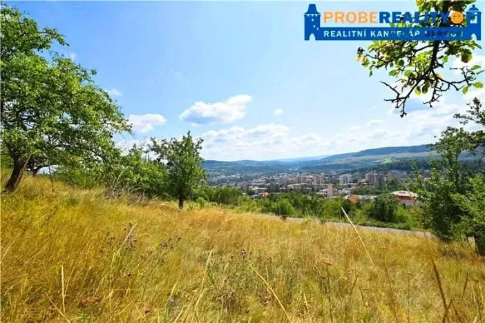 Prodej pozemku pro bydlení, Beroun, samota Pod Studánkou, 1200 m2