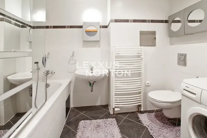 Pronájem bytu 2+kk, Praha - Vyšehrad, Neklanova, 68 m2