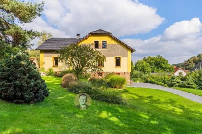 Prodej zemědělské usedlosti, Lichnov, 672 m2