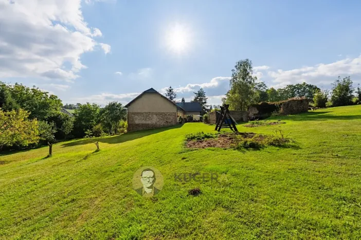 Prodej zemědělské usedlosti, Lichnov, 672 m2