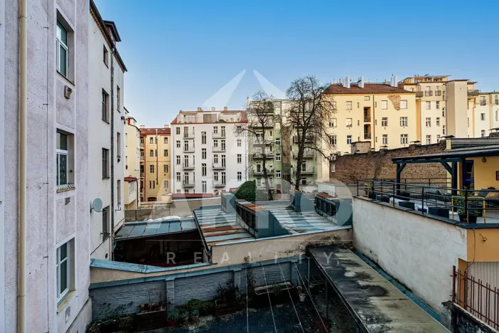 Prodej bytu 2+kk, Praha - Vinohrady, Velehradská, 47 m2