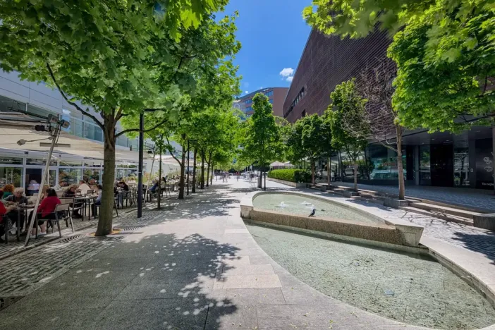 Pronájem kanceláře, Praha - Michle, Vyskočilova, 743 m2