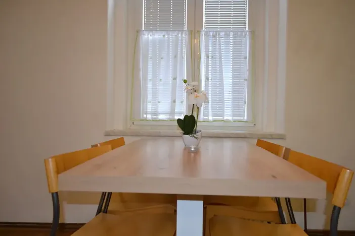 Pronájem bytu 2+1, Karlovy Vary, Nebozízek, 61 m2