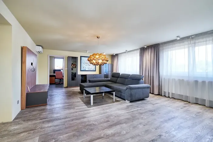 Prodej vícegeneračního domu, Kladno, Vrapická, 1614 m2