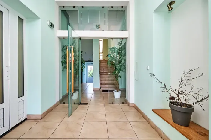 Prodej obchodního prostoru, Kladno, Vrapická, 1614 m2