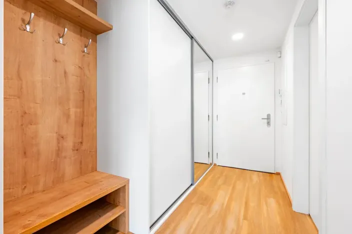 Pronájem bytu 1+kk, Praha - Libeň, Kotlaska, 35 m2