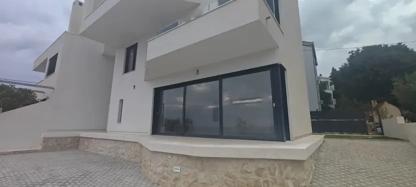 Prodej vily, Zadar, Chorvatsko, Krešimirova obala, 242 m2