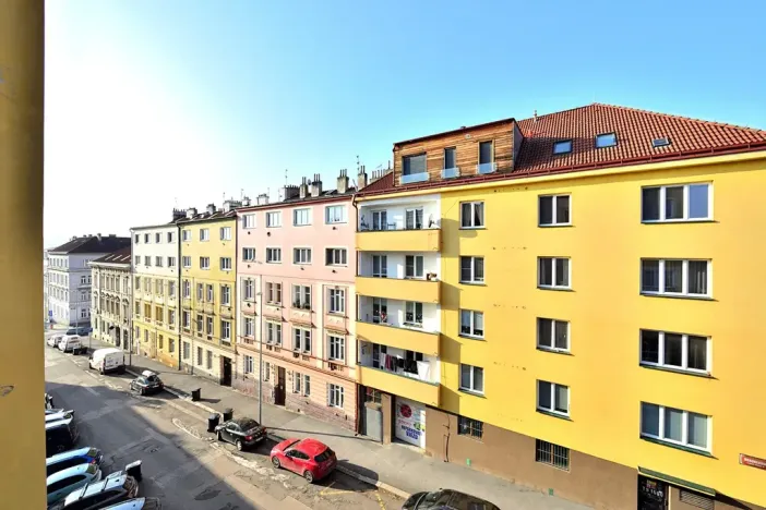 Pronájem bytu 1+kk, Praha - Libeň, Braunerova, 35 m2