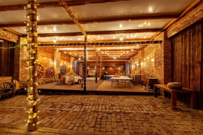 Prodej ubytování, Sedlec - Malé Chrášťany, 1420 m2