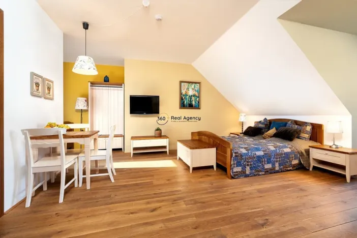 Prodej ubytování, Sedlec - Malé Chrášťany, 1420 m2