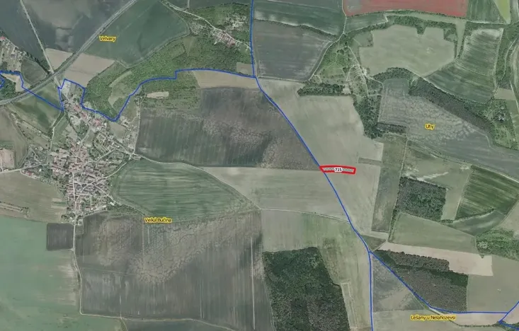 Prodej pole, Uhy, 3741 m2