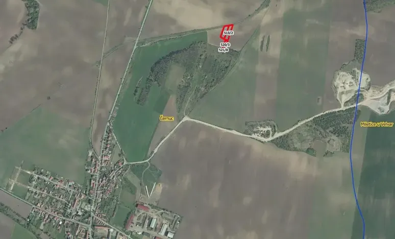 Prodej pole, Černuc, 4292 m2