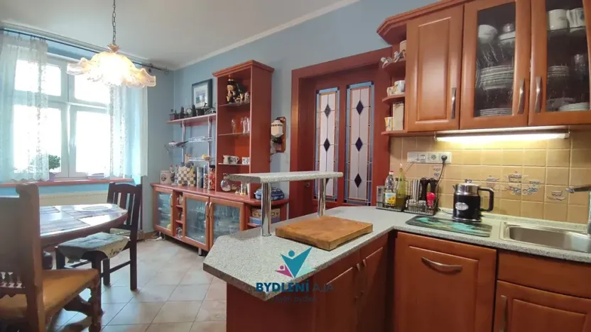 Prodej bytu 3+1, Teplice, U zámku, 100 m2