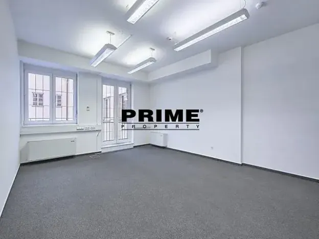 Pronájem kanceláře, Praha - Nové Město, Soukenická, 262 m2